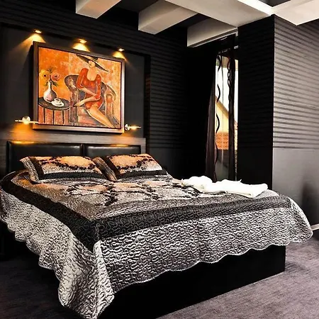 Mola Hotell 4*