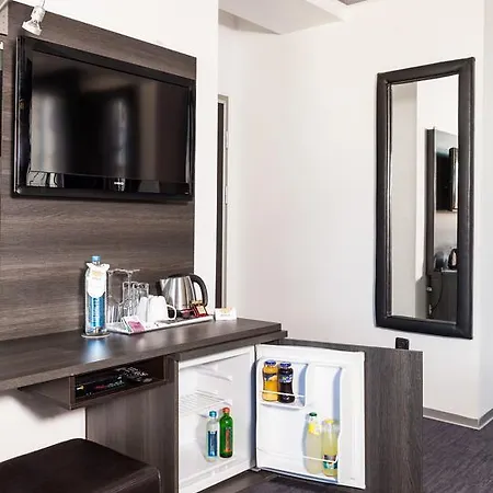 Mola Hotell Skopje